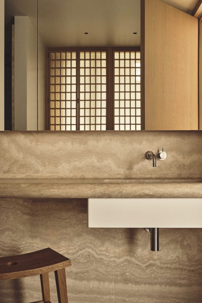 Hill Harvey-Wood - Knightsbridge Apartment - Ensuite